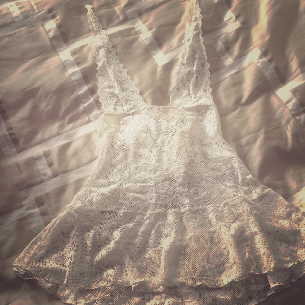 Lace chemise